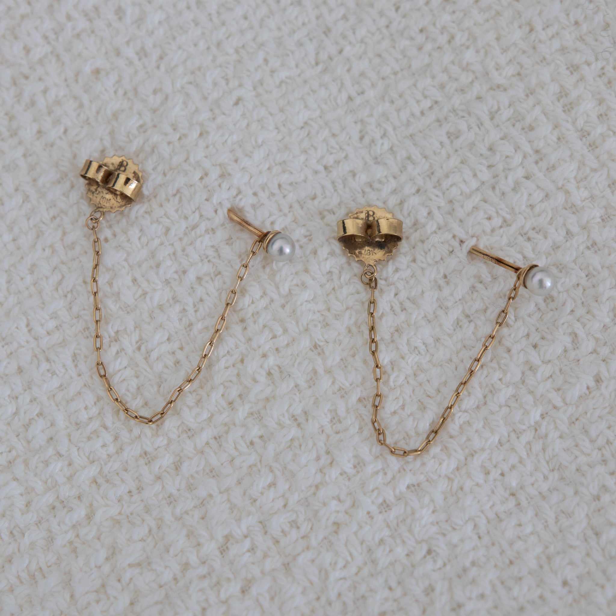 【Monday Edition】BALL CHAIN BOW EARRINGS IMG_4548.jpg?v=1643822733